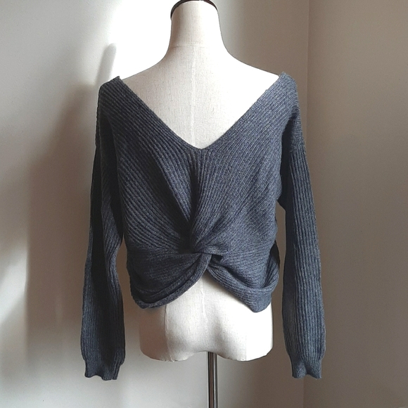 Dynamite Cropped Sweater. - Picture 3 of 6